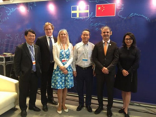 新華網(wǎng)采訪(fǎng)能源部長(zhǎng)會(huì)議，赫茲曼被譽(yù)為&ldquo;中瑞合作典范&rdquo;